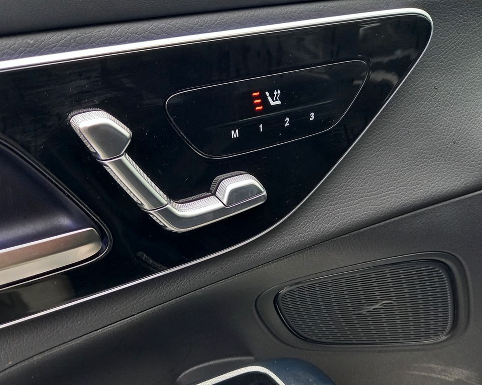 Mercedes-Benz GLC 300 2023