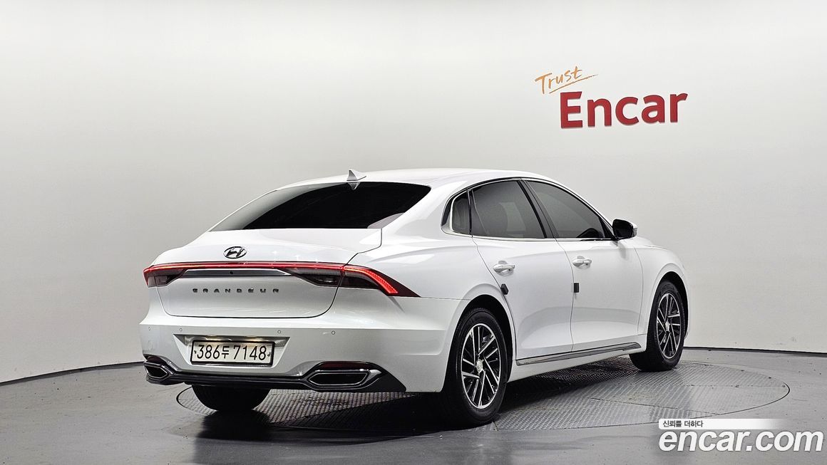 Hyundai Grandeur 2022