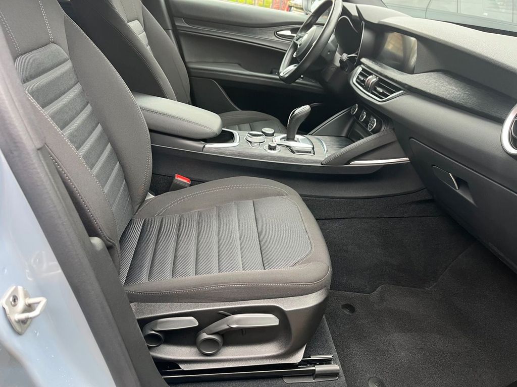 Alfa Romeo Stelvio 2022