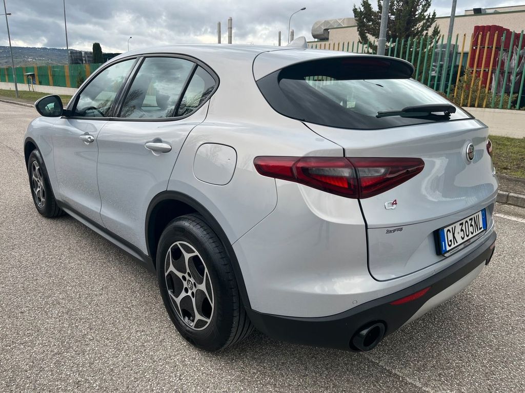 Alfa Romeo Stelvio 2022