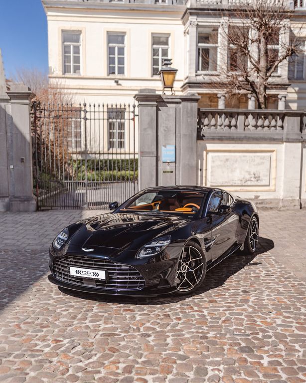Aston Martin Vanquish 2025