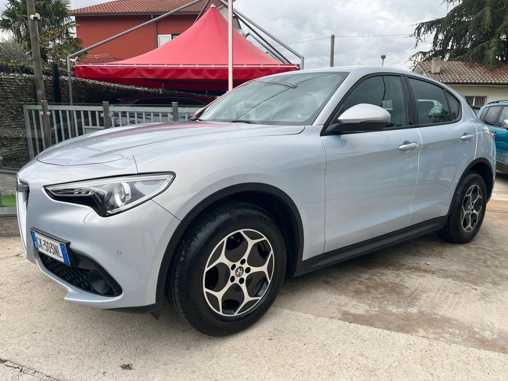 Alfa Romeo Stelvio 2022