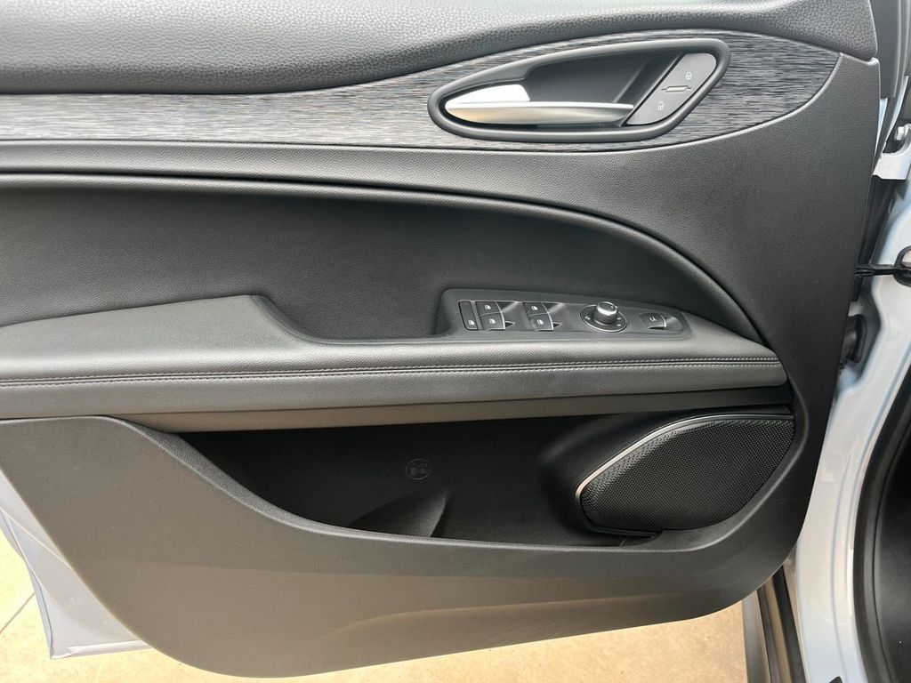 Alfa Romeo Stelvio 2022