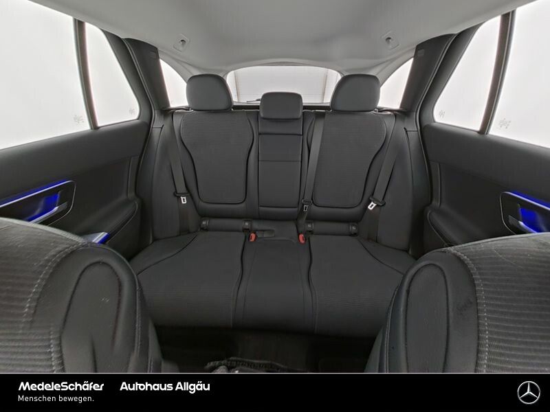 Mercedes-Benz C 200 2024