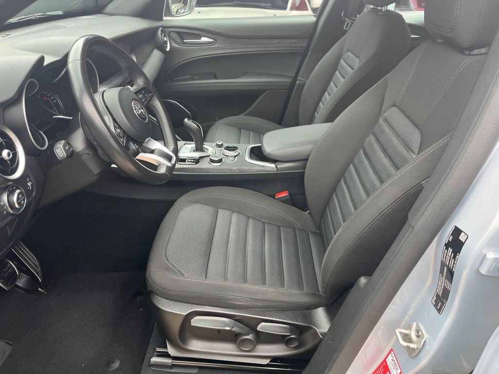Alfa Romeo Stelvio 2022