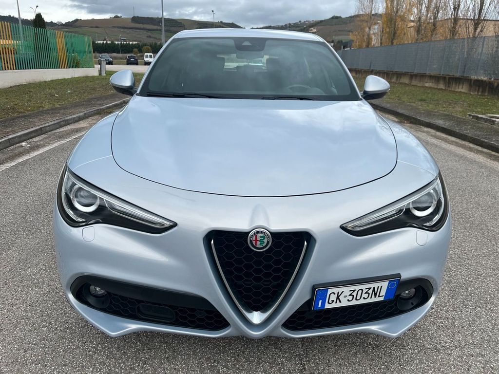 Alfa Romeo Stelvio 2022