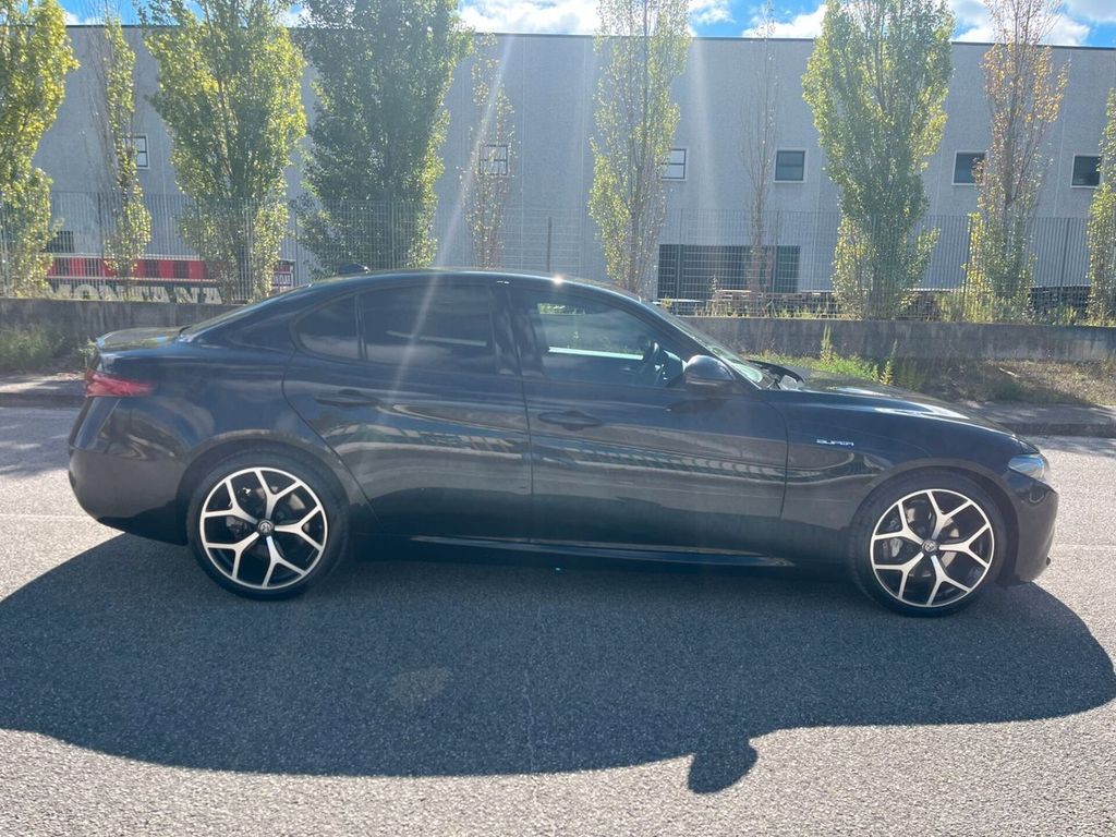 Alfa Romeo Giulia 2021