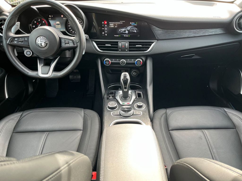 Alfa Romeo Giulia 2021