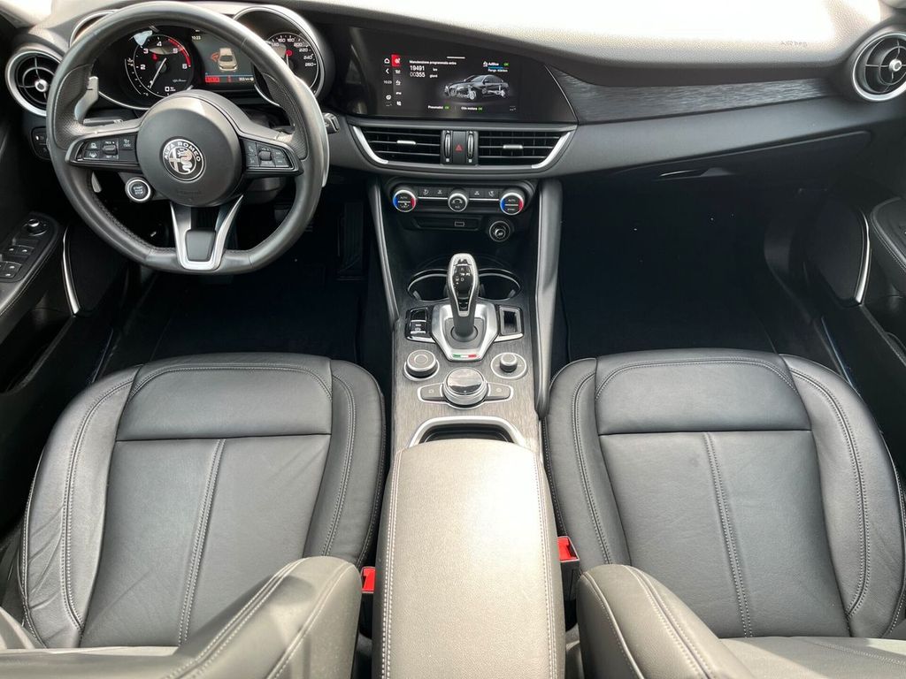 Alfa Romeo Giulia 2021