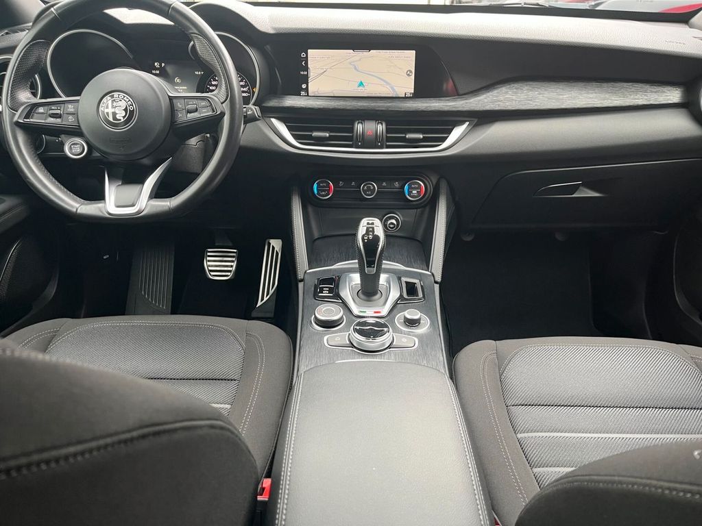 Alfa Romeo Stelvio 2022