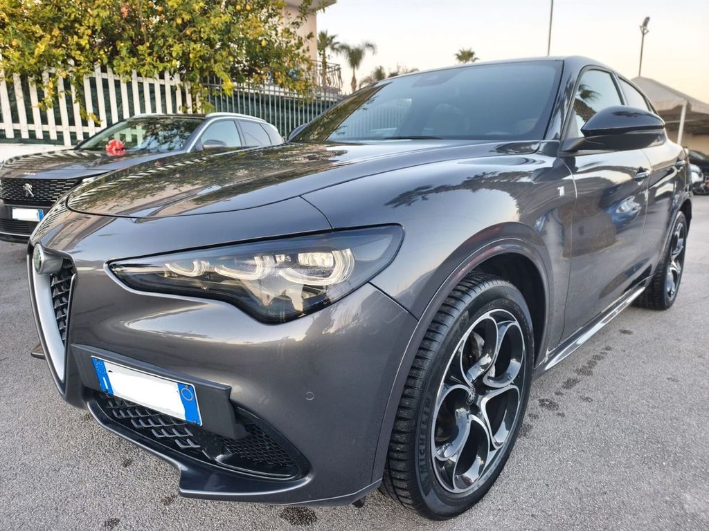Alfa Romeo Stelvio 2023