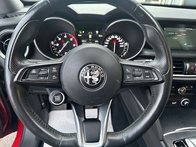 Alfa Romeo Stelvio 2021