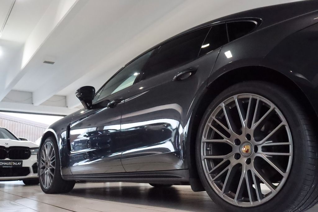 Porsche Panamera 2022