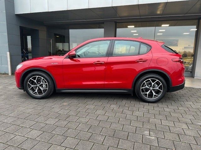 Alfa Romeo Stelvio 2021