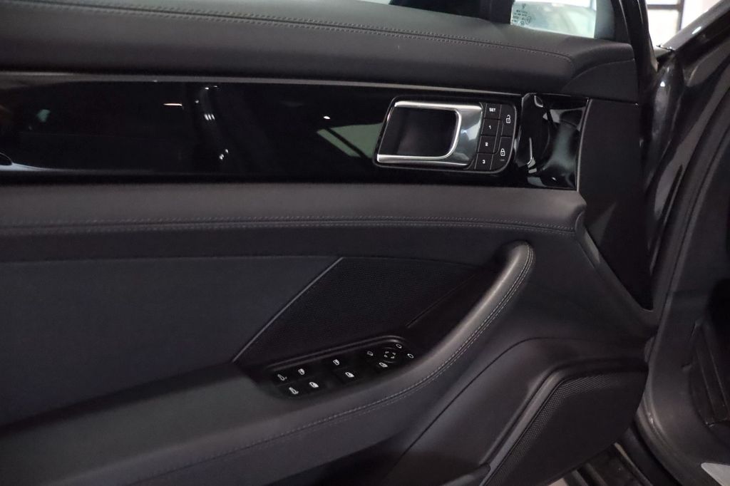 Porsche Panamera 2022