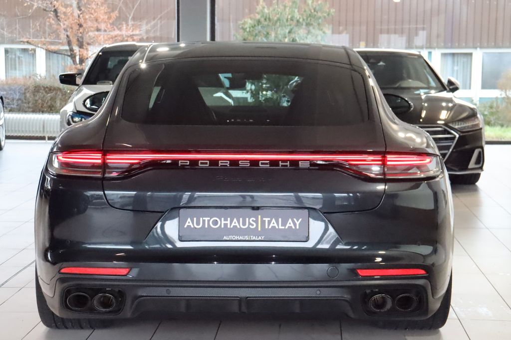 Porsche Panamera 2022