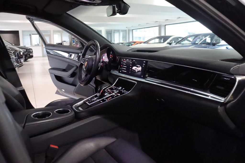 Porsche Panamera 2022