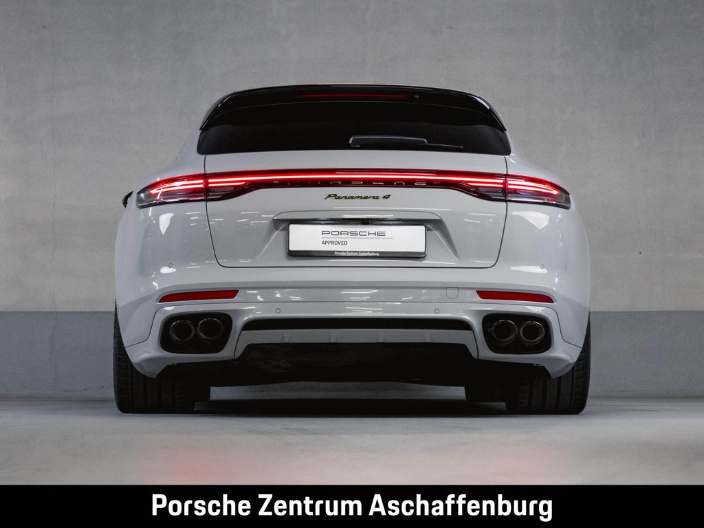 Porsche Panamera 2022