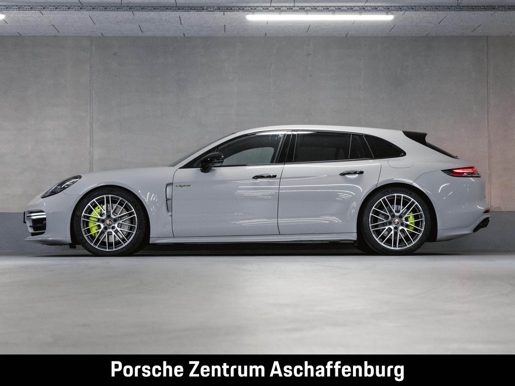 Porsche Panamera 2022