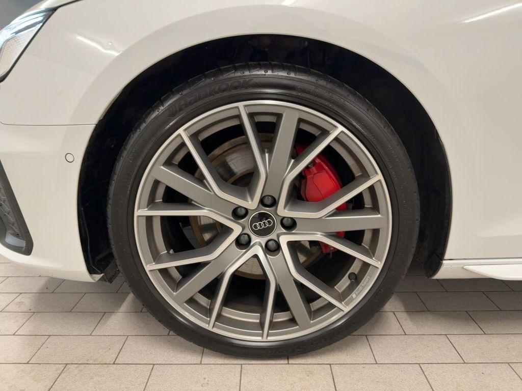Audi A4 2023
