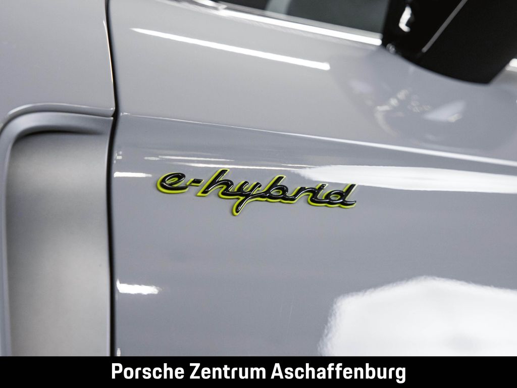 Porsche Panamera 2022