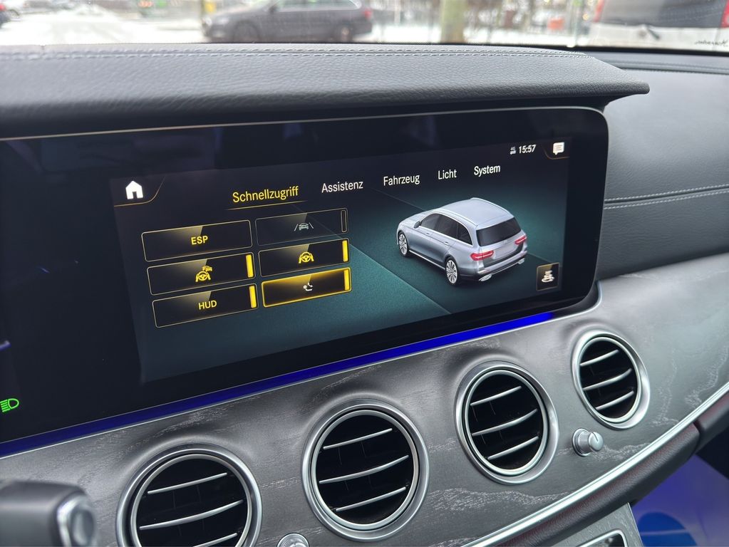 Mercedes-Benz E 300 2023