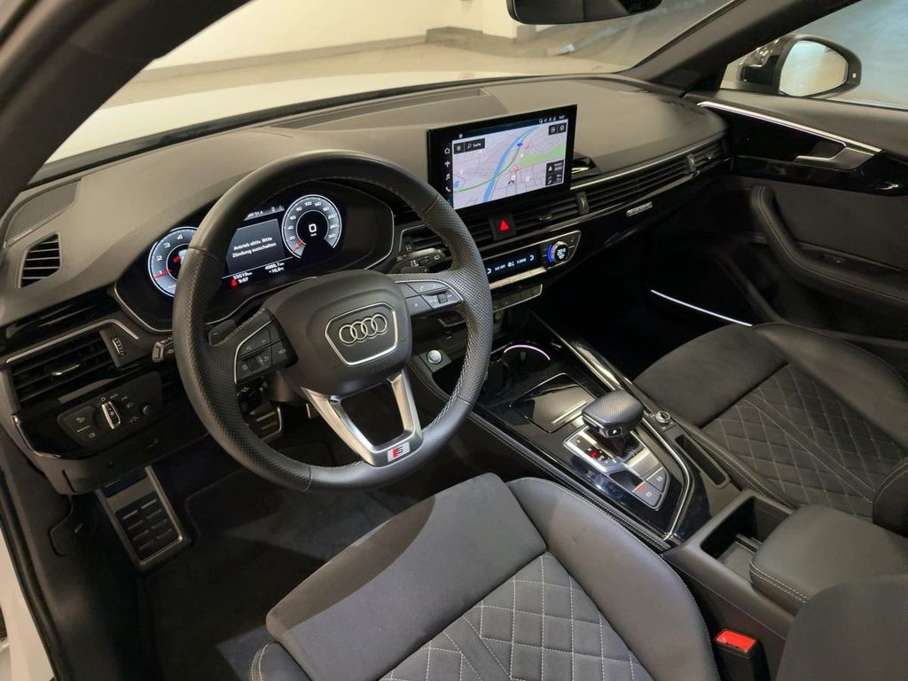 Audi A4 2023