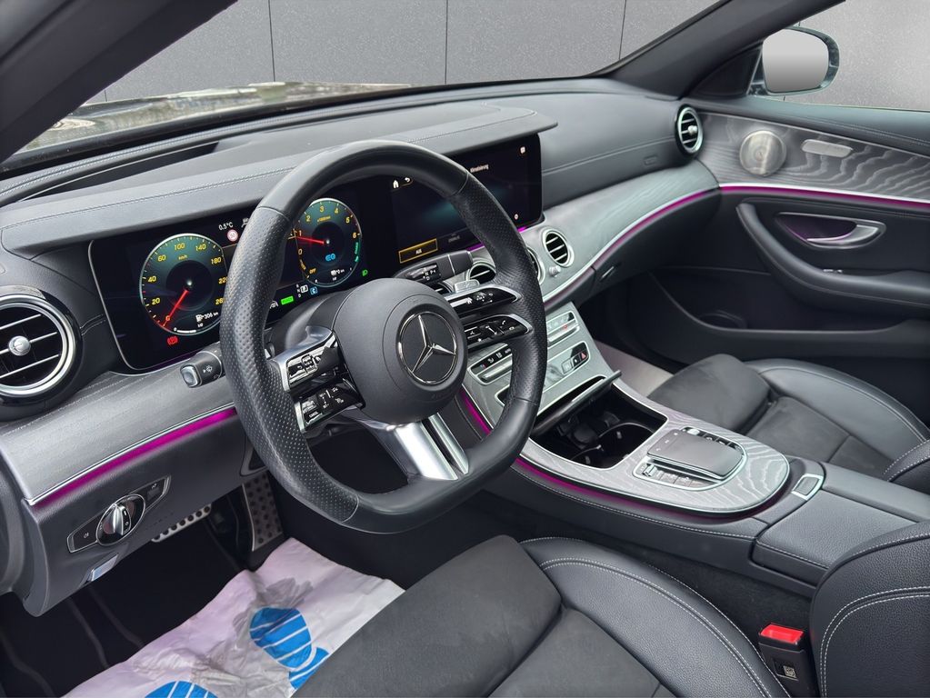 Mercedes-Benz E 300 2023