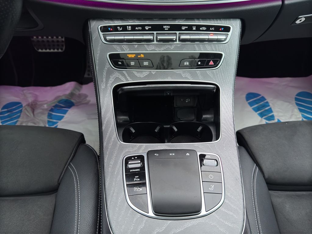 Mercedes-Benz E 300 2023