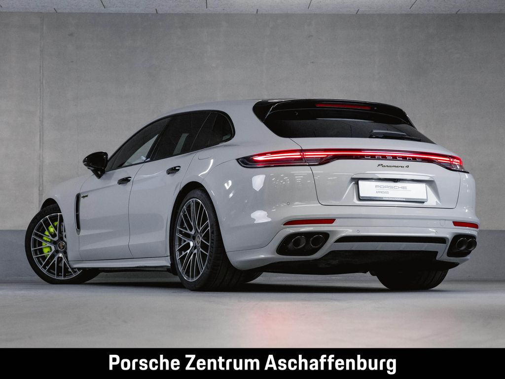 Porsche Panamera 2022