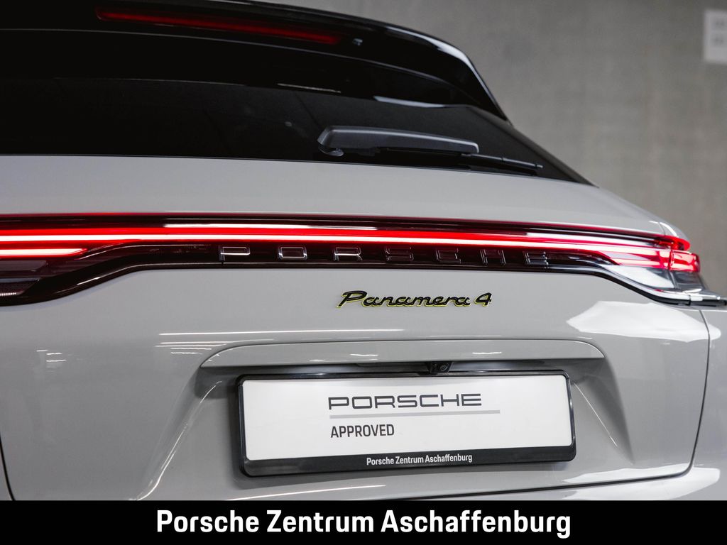 Porsche Panamera 2022
