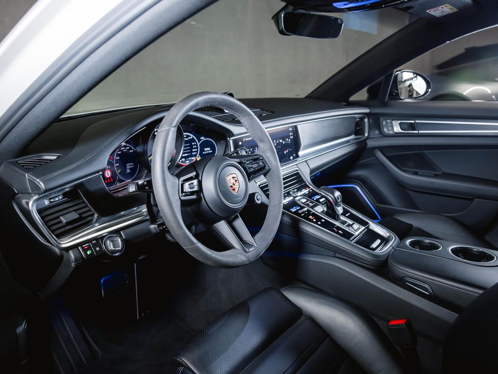 Porsche Panamera 2022