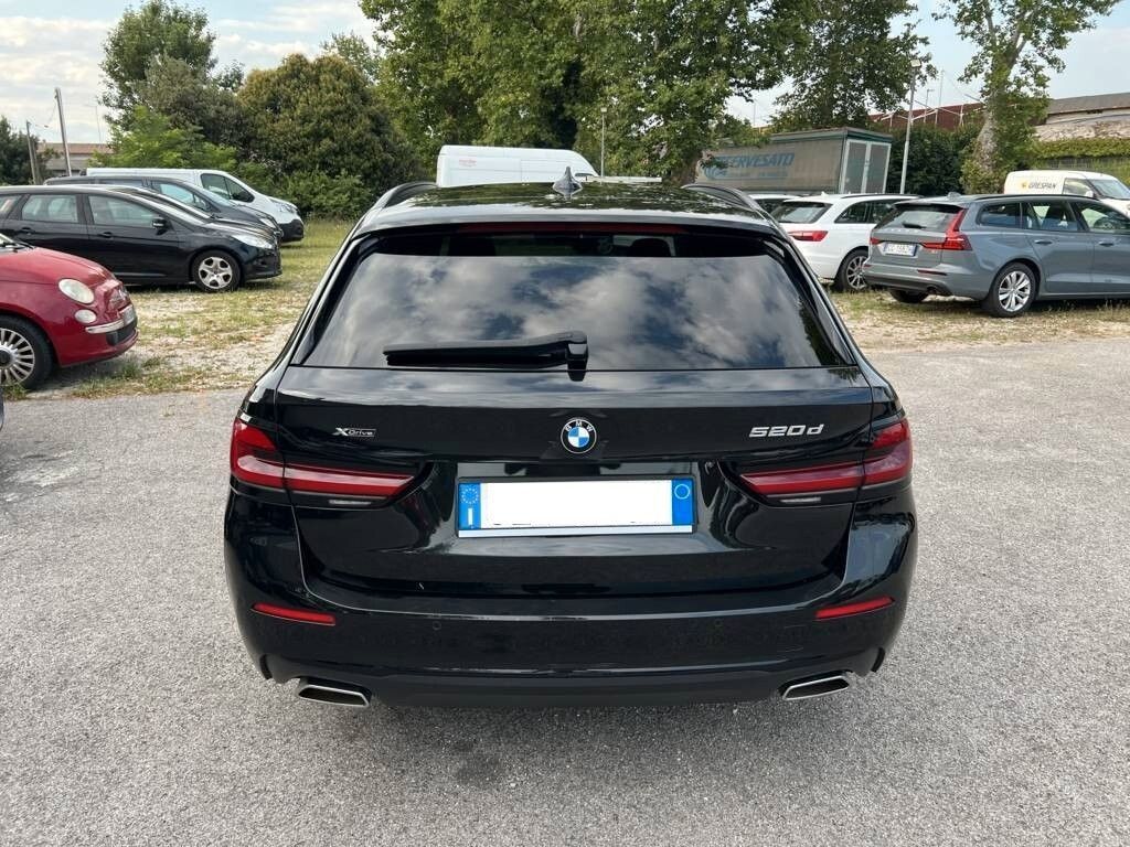 BMW 520 2021