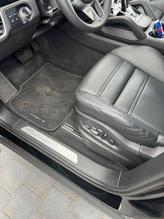 Porsche Cayenne 2022