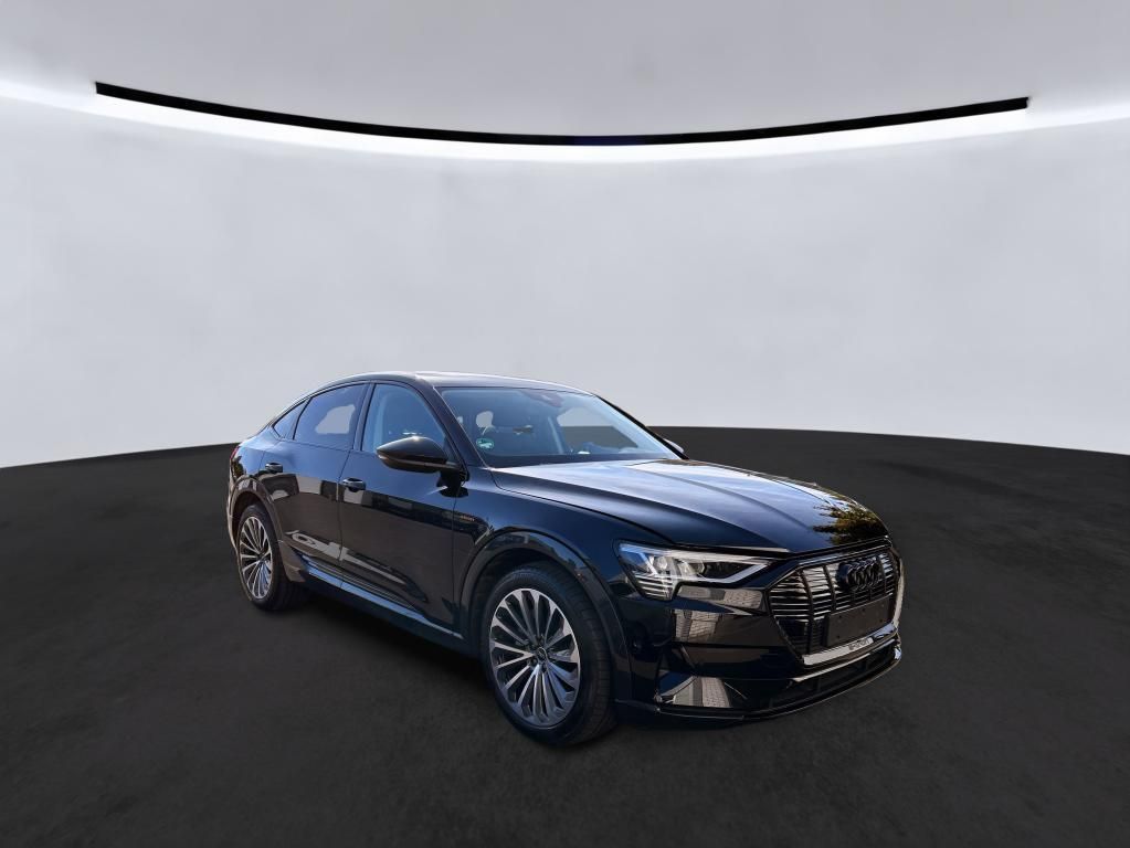 Audi e-tron 2022