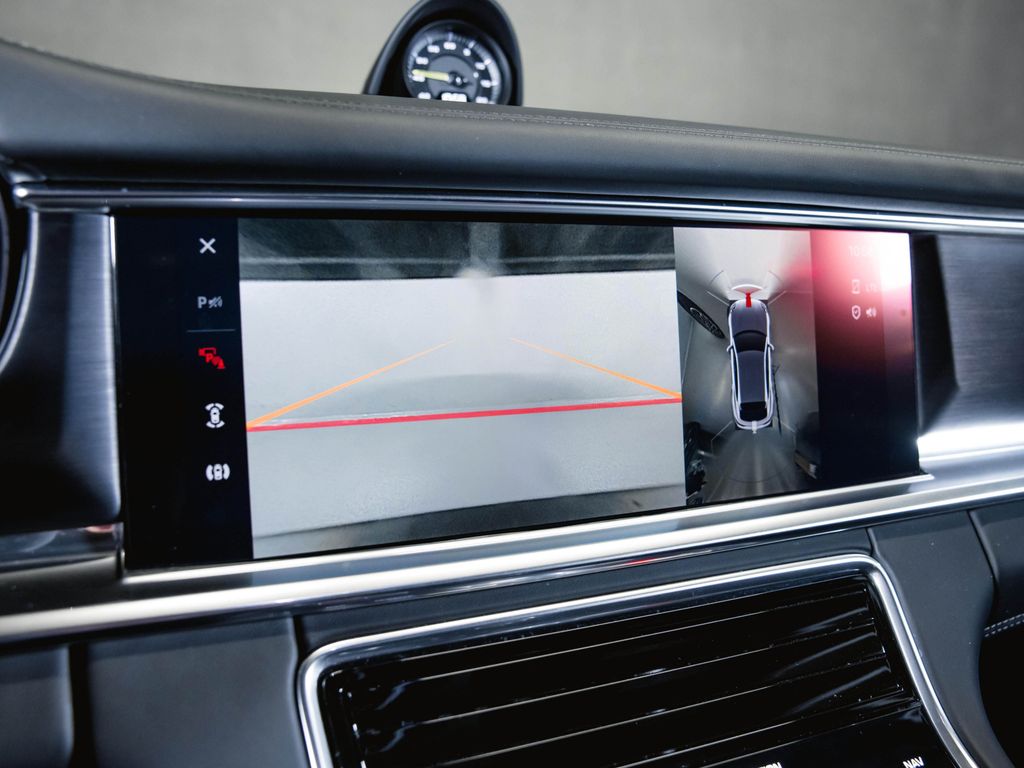 Porsche Panamera 2022