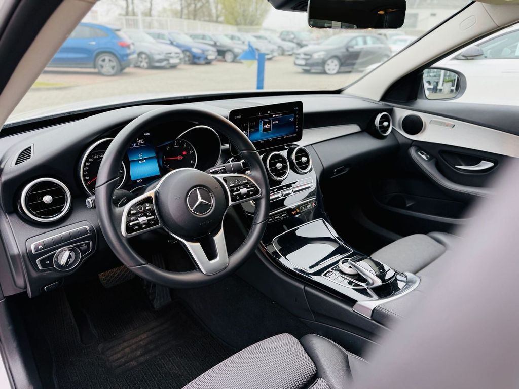 Mercedes-Benz C 220 2021