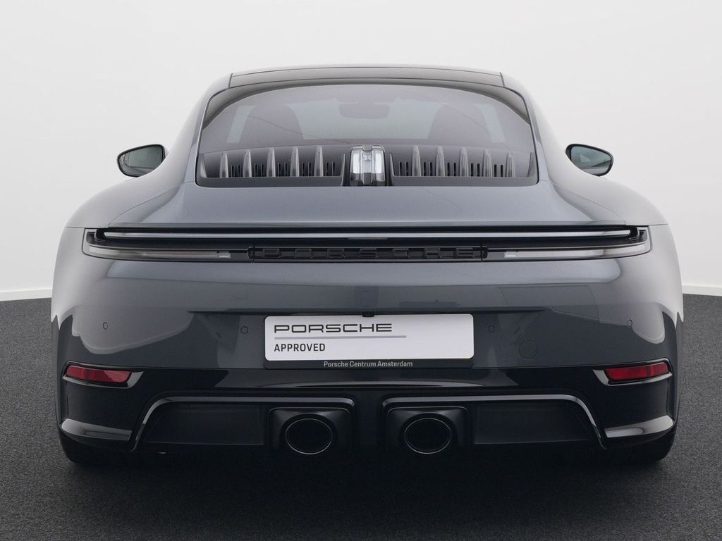 Porsche 992 2025