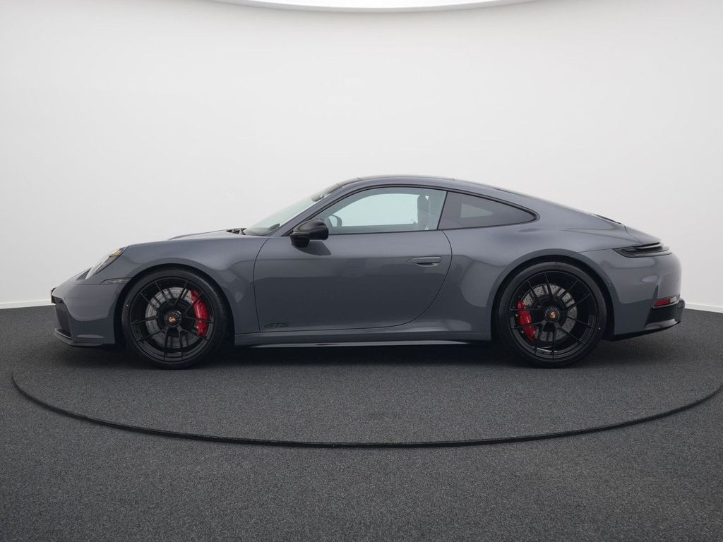 Porsche 992 2025