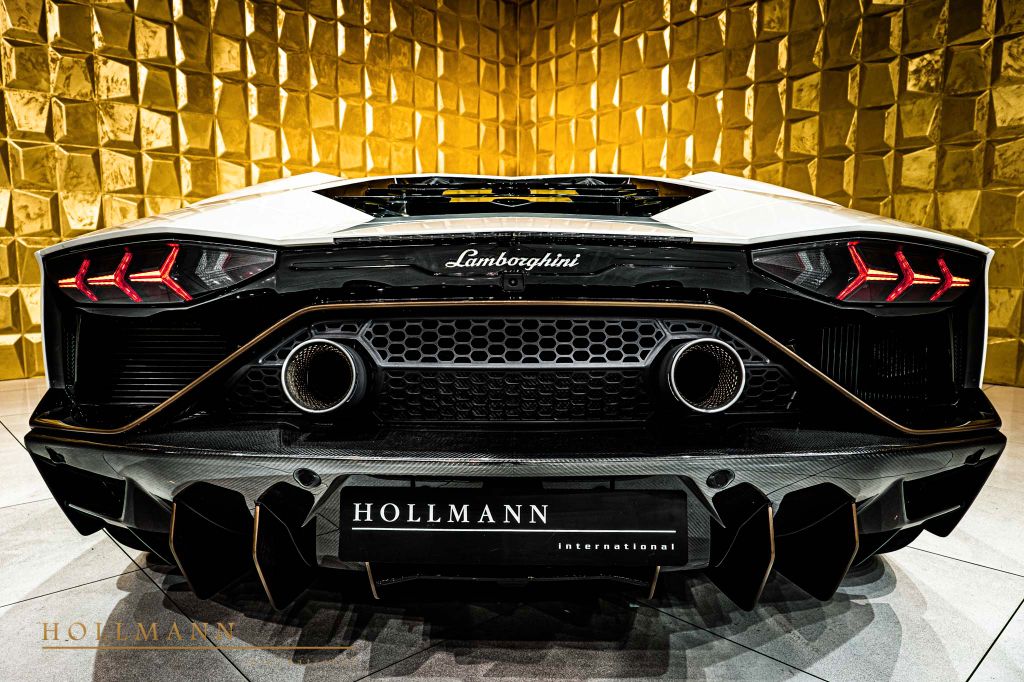 Lamborghini Aventador 2022