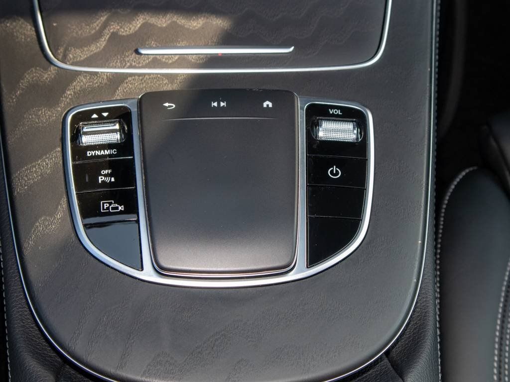 Mercedes-Benz E 300 2022