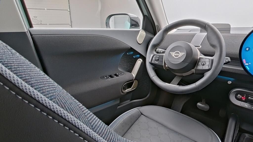 MINI Aceman 2025