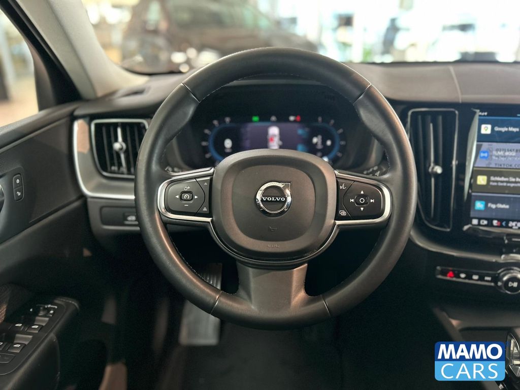 Volvo XC60 2022