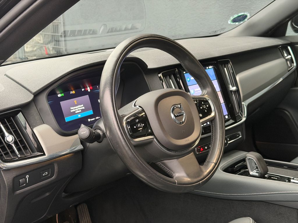 Volvo S90 2022