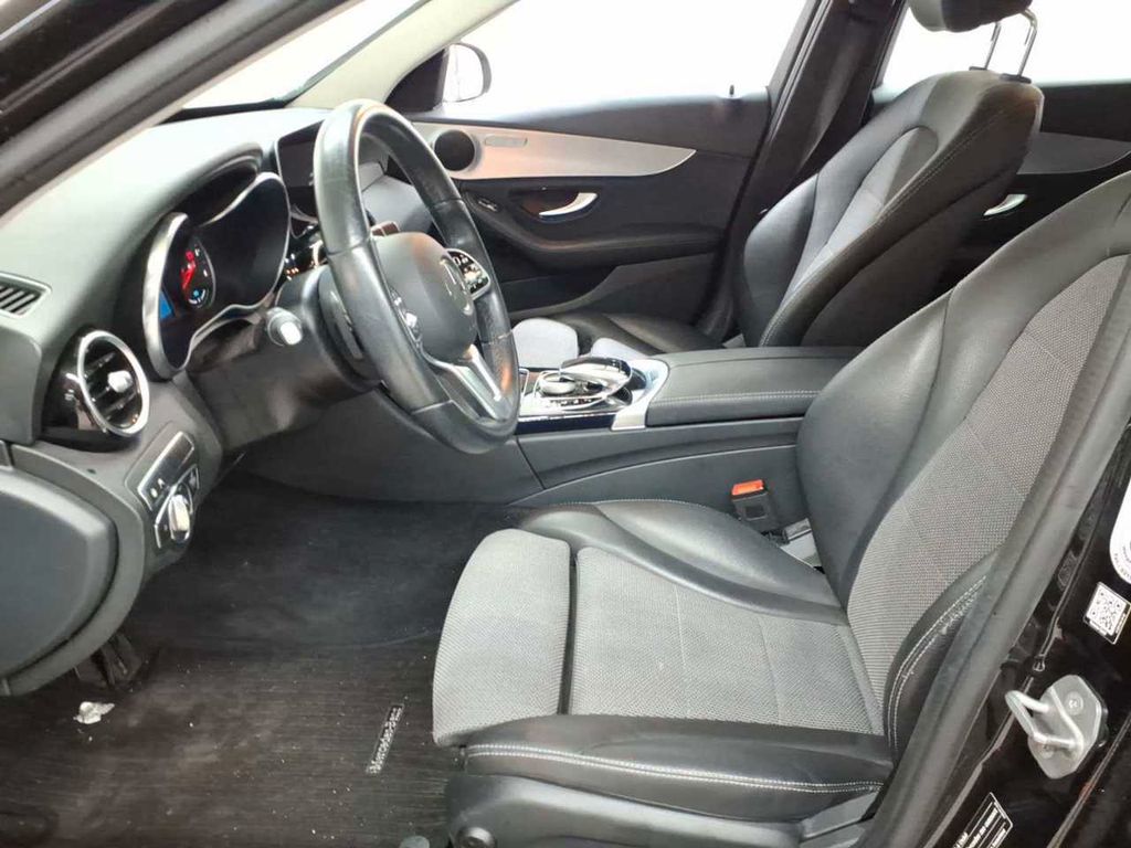 Mercedes-Benz C 300 2020