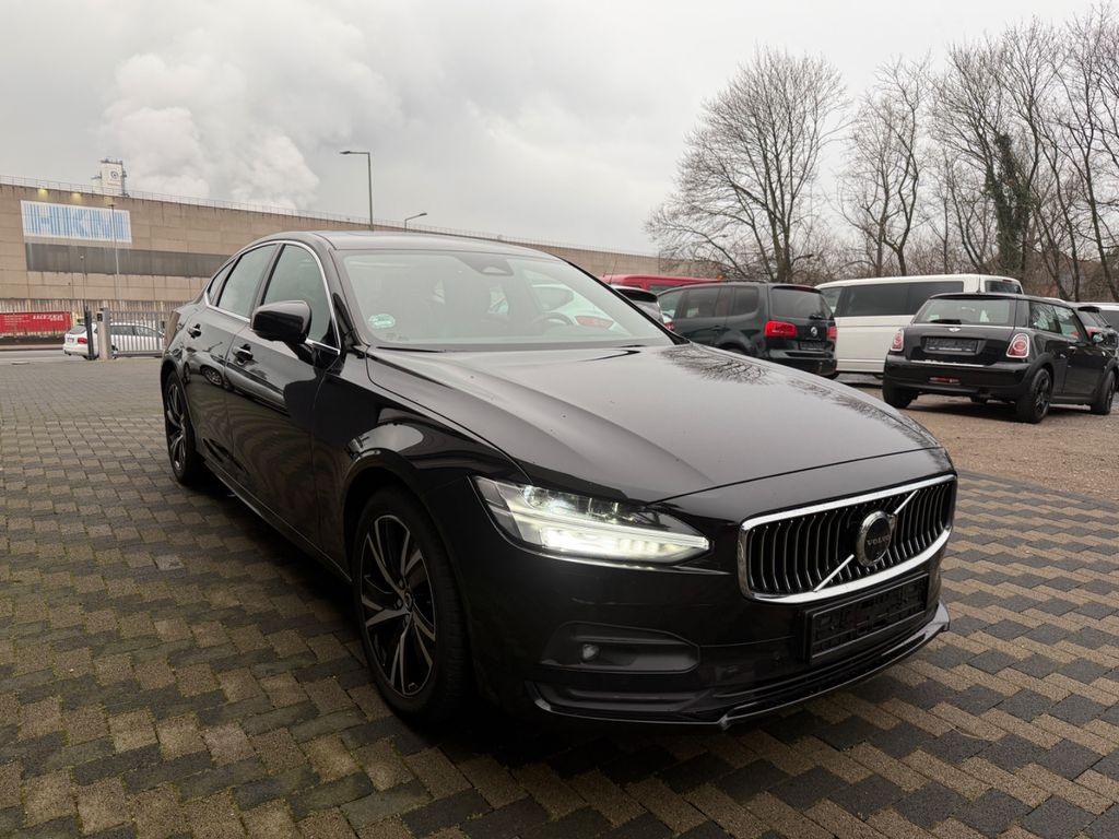 Volvo S90 2022