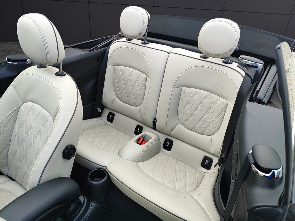 MINI John Cooper Works Cabrio 2022