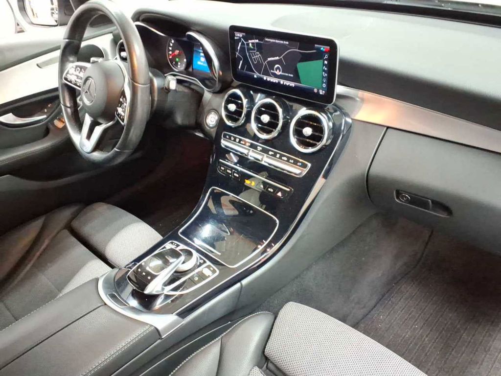 Mercedes-Benz C 300 2020