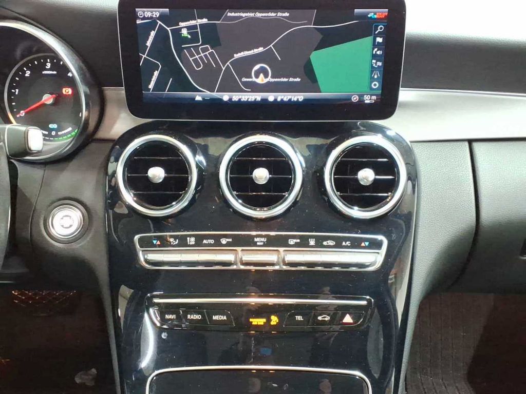 Mercedes-Benz C 300 2020