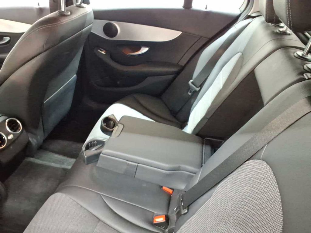 Mercedes-Benz C 300 2020